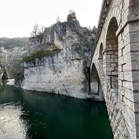 Manoir Du Charme Dans Les Gorges Du Tarn Lozere Bed & Breakfast Quezac  Exterior photo