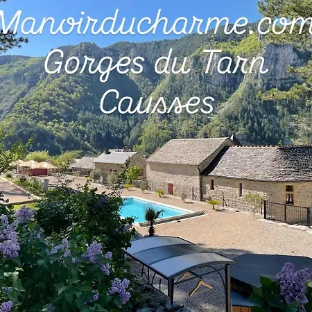 Manoir Du Charme Dans Les Gorges Du Tarn Lozere Bed & Breakfast Quezac  Exterior photo