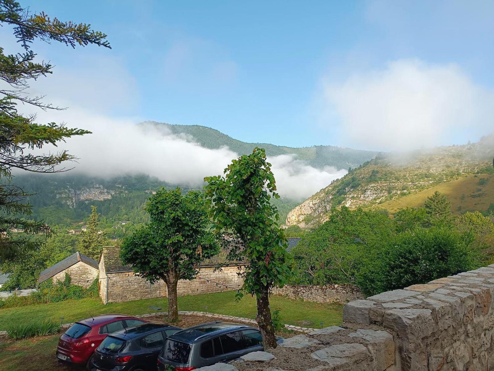 Manoir Du Charme Dans Les Gorges Du Tarn Lozere Frühstückspension