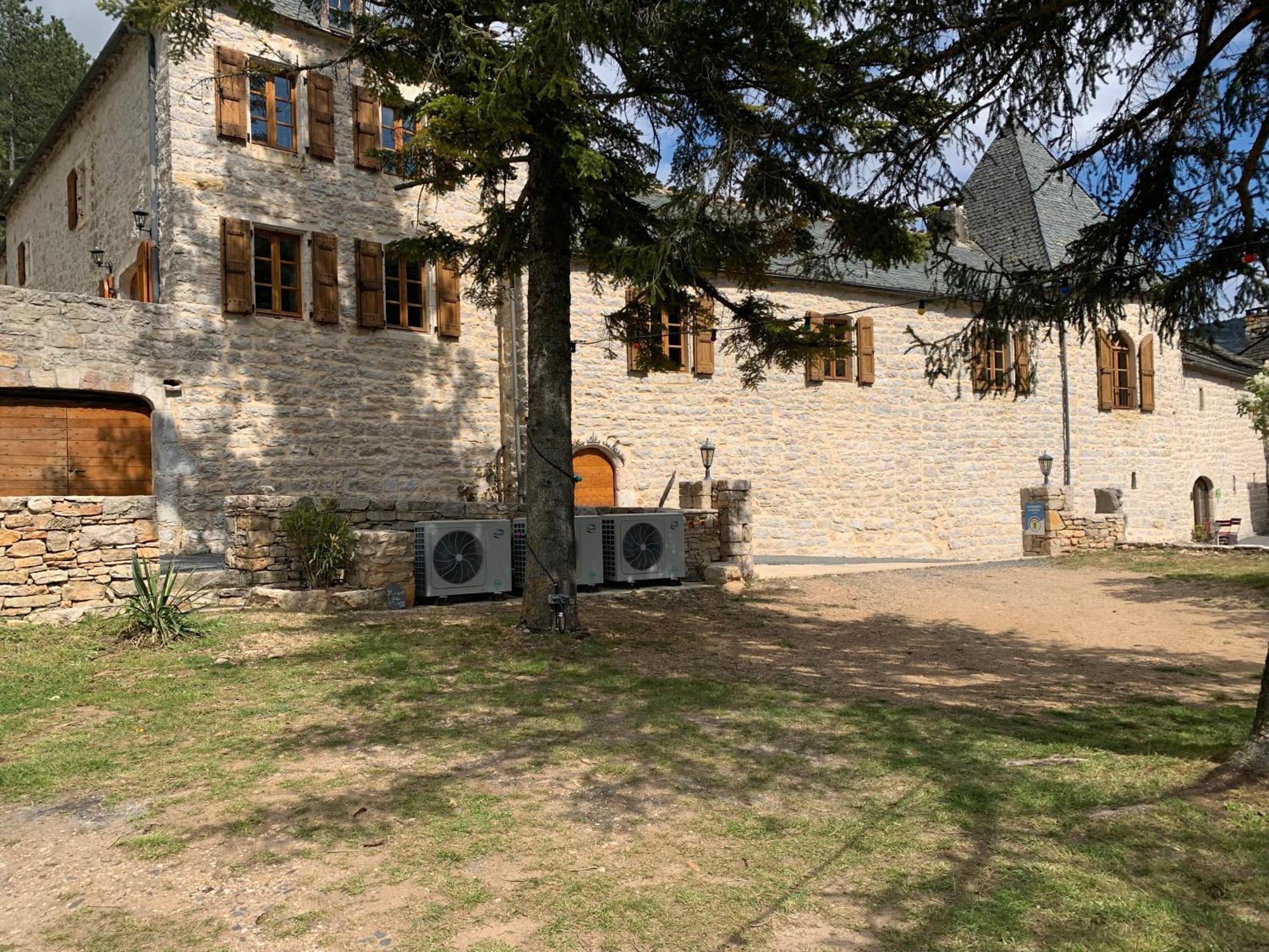 Manoir Du Charme Dans Les Gorges Du Tarn Lozere Quezac (Lozere)