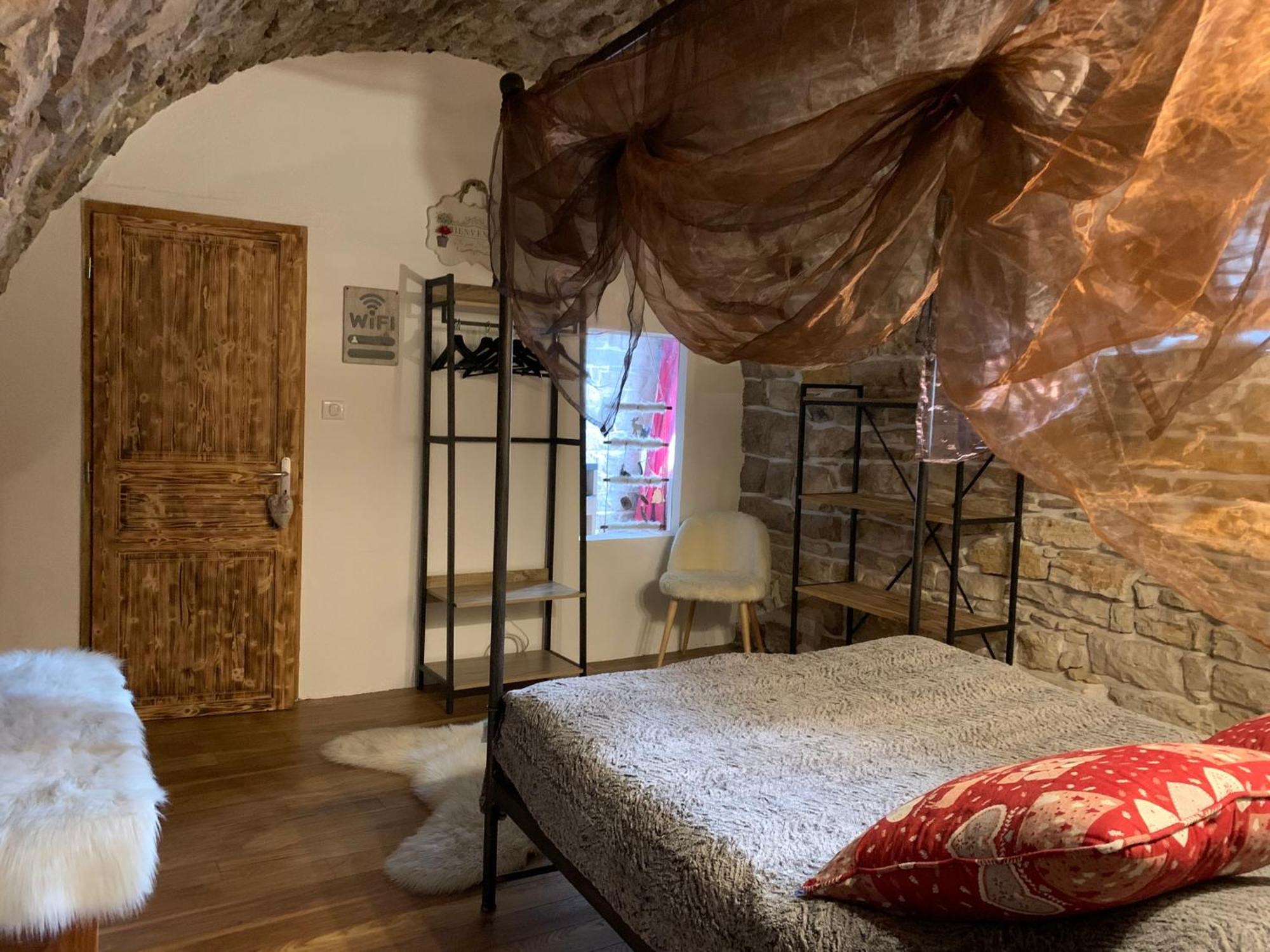 Manoir Du Charme Dans Les Gorges Du Tarn Lozere