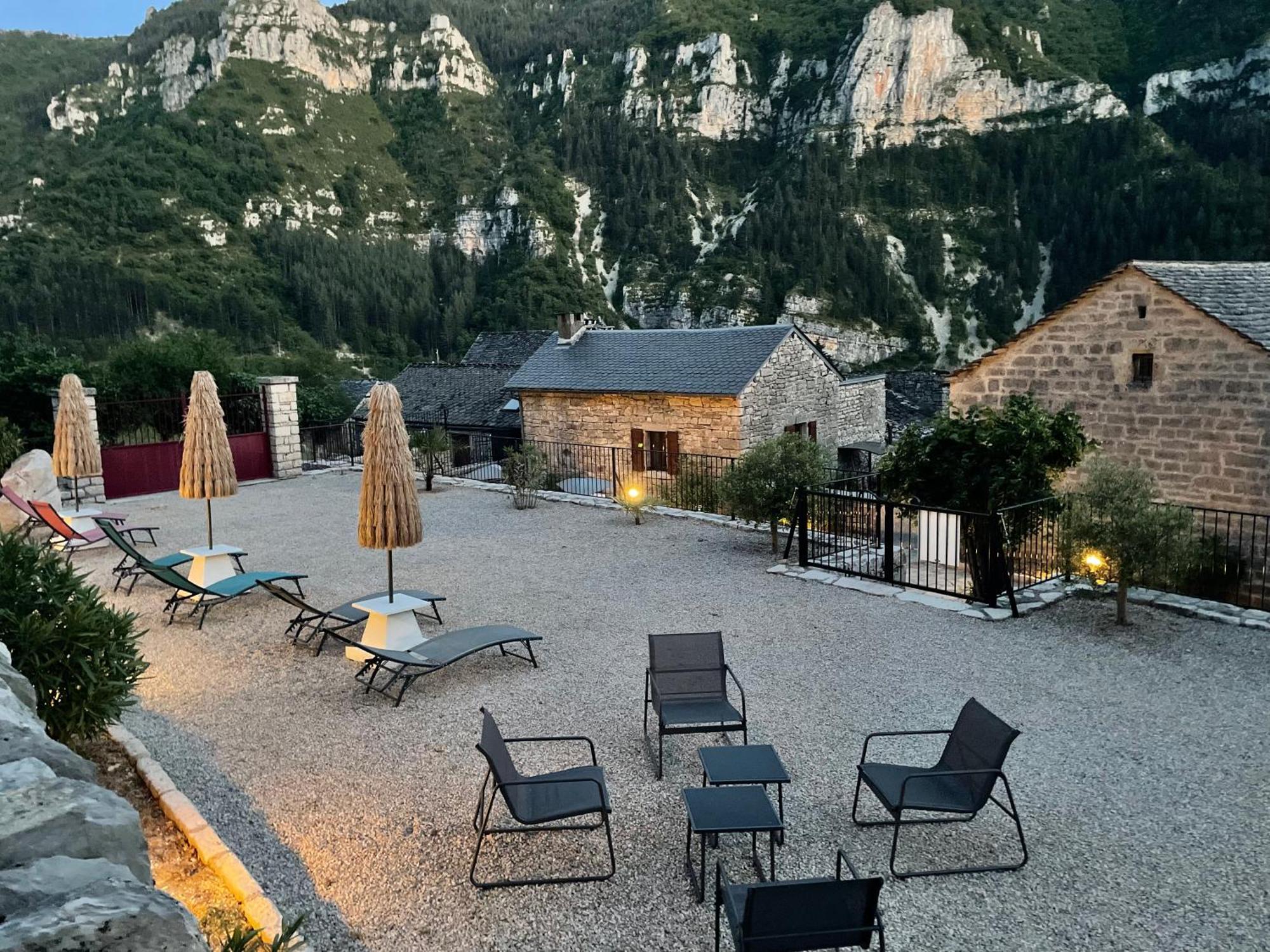 Manoir Du Charme Dans Les Gorges Du Tarn Lozere Bed & Breakfast